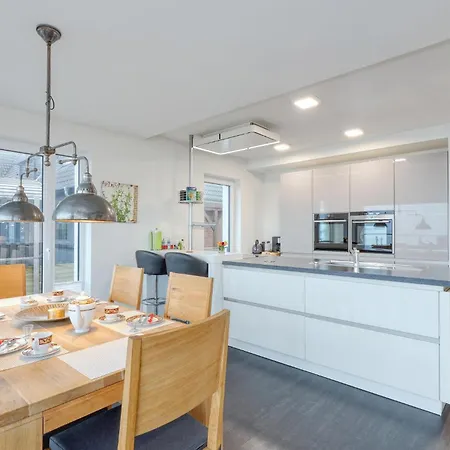 2 Bedroom In Apartamento Eckernförde