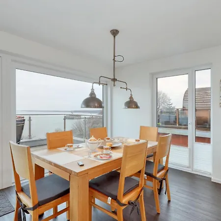 2 Bedroom In *